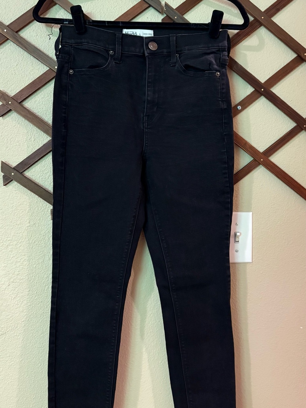 Mudd Black High-Rise Skinny Jeans